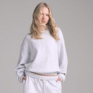 SKIMS cotton fleece classic crew neck NWOT